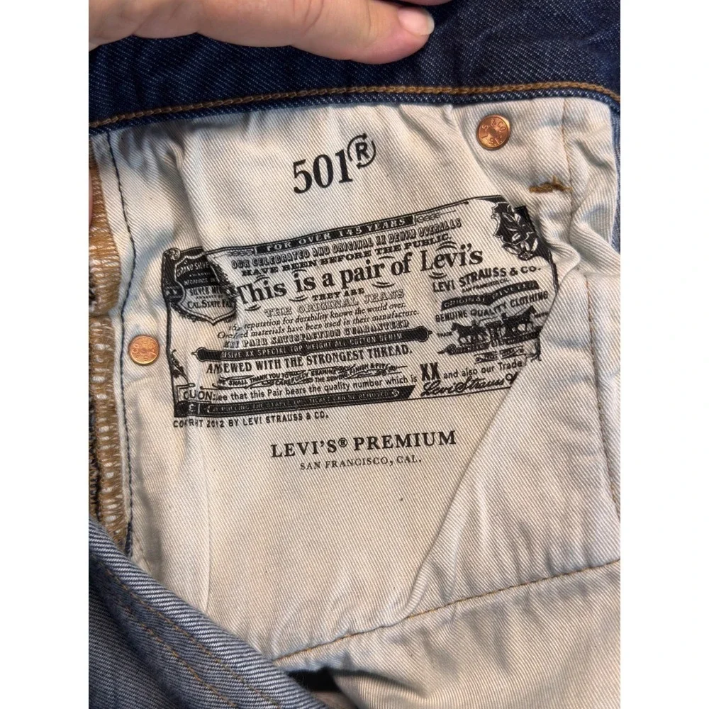 Levis 501 Premium Denim Jeans Mens 29x30 Button Fly Straight Leg Big E